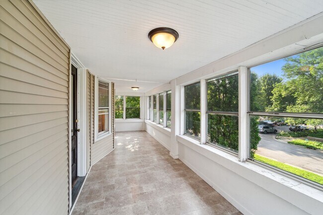 Foto del edificio - 1223 Dayton Ave