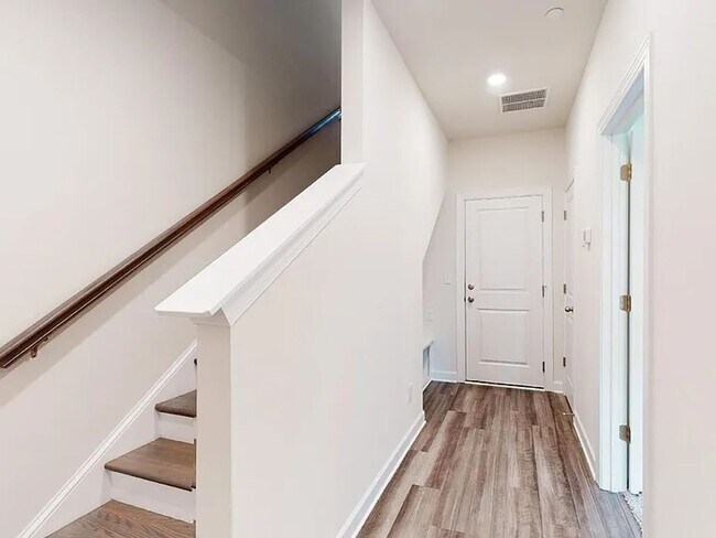 Building Photo - spacious and beautifully appointed townhome
