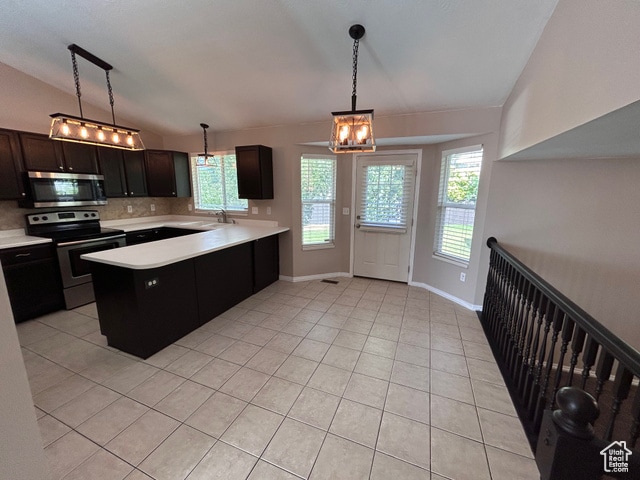 Building Photo - 15059 S Manilla Dr