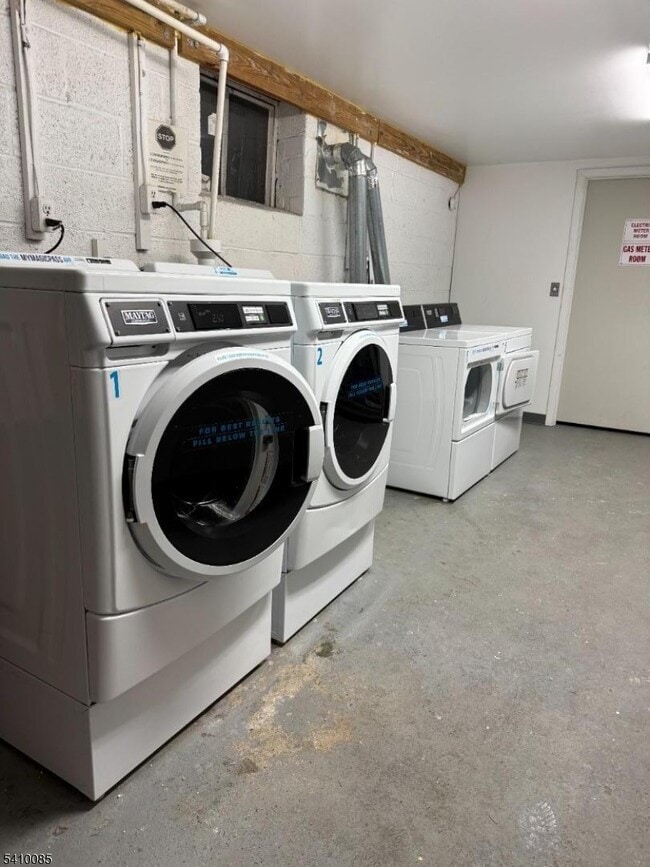 Building Photo - 2467 NJ-10