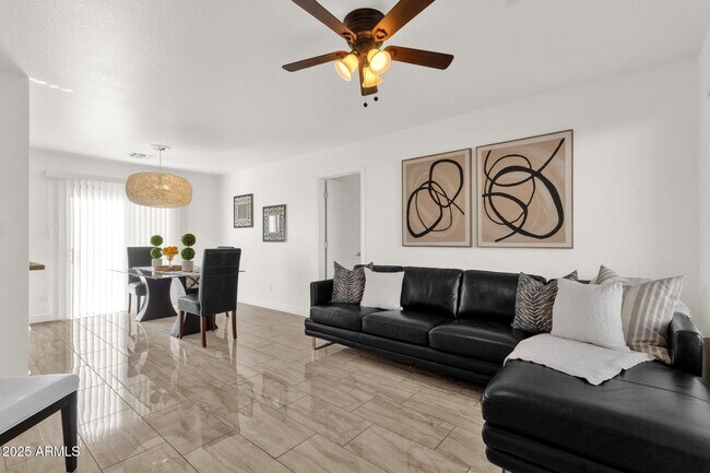 Foto del edificio - 13636 N Saguaro Blvd