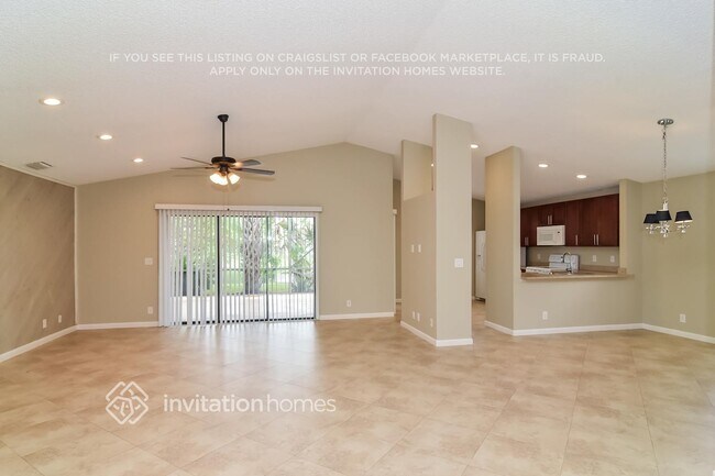 Building Photo - 12667 White Coral Dr