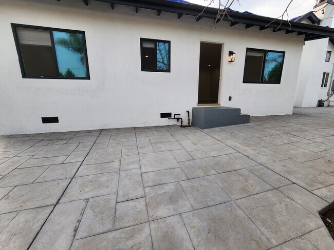 Foto del edificio - 17606 Horace St