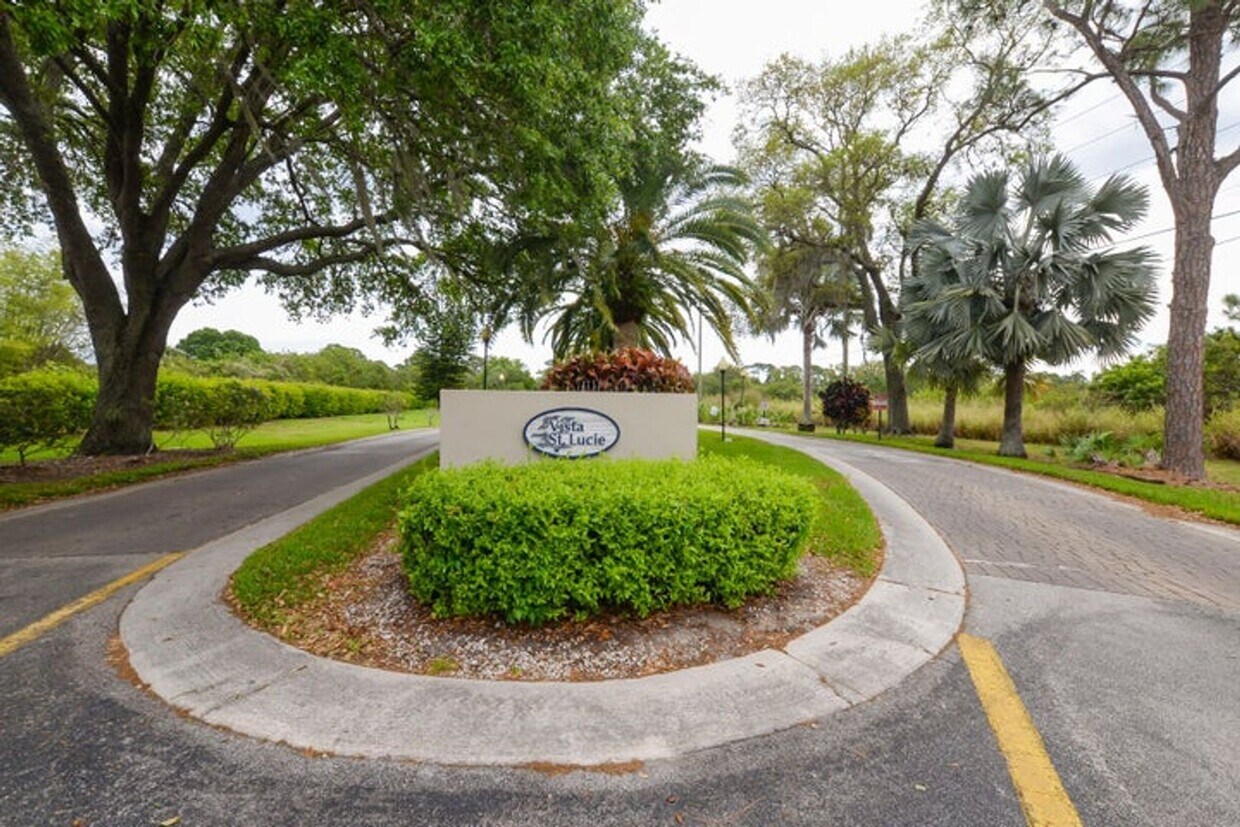 55+ community 1 BED 1 BATH in Vista St. Lu... - 55+ community 1 BED 1 BATH in Vista St. Lu...