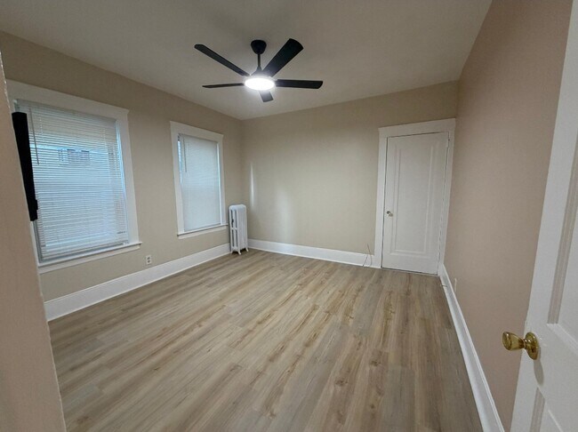 Apartamento de 1 dormitorio - 154 Oakland Ave