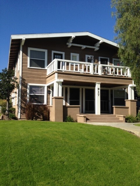 Foto del edificio - 919 Portola Ave