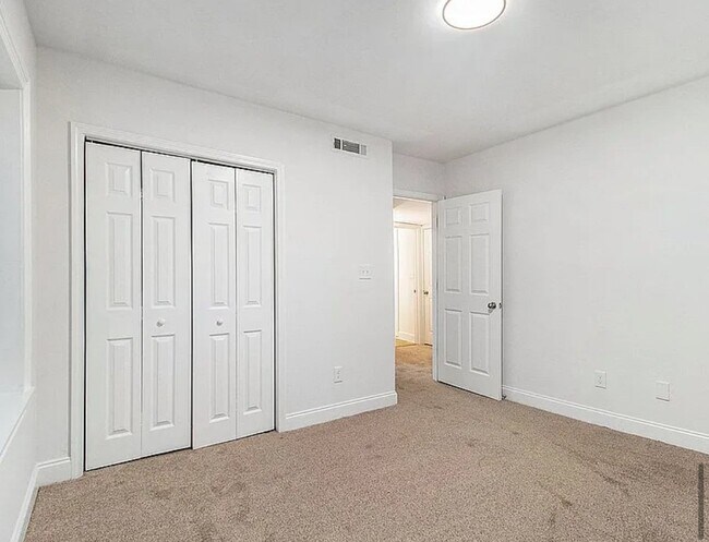 Foto del edificio - 2367 Cascade Rd
