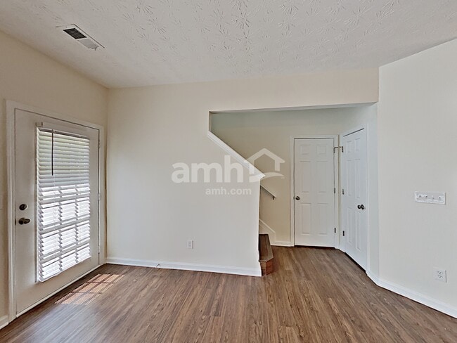 Foto del edificio - 3917 Abernathy Farm Way