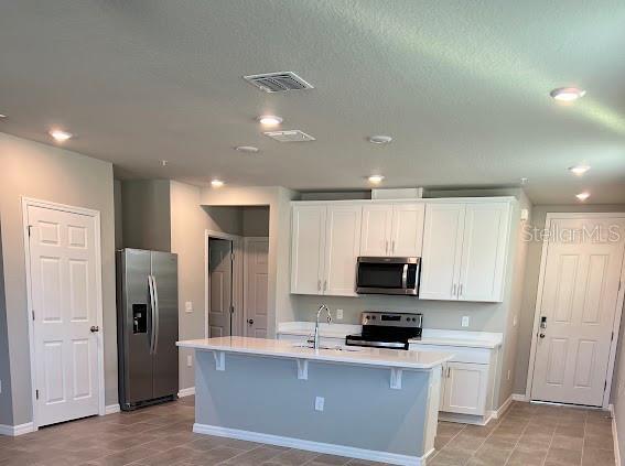 Building Photo - 984 Desert Candle Dr