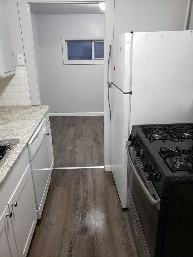 Cocina - 121 west 8th Street
