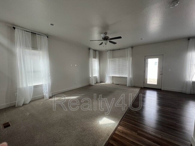 Building Photo - 277 E 330 N