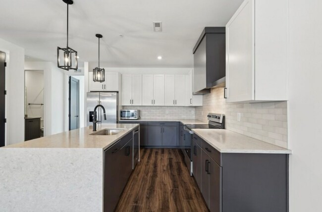 Foto del edificio - 2036 Edison Pk Ln
