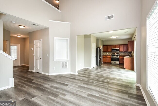 Building Photo - 231 Winterbury Dr