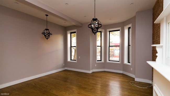 Building Photo - 1022 Bedford Ave