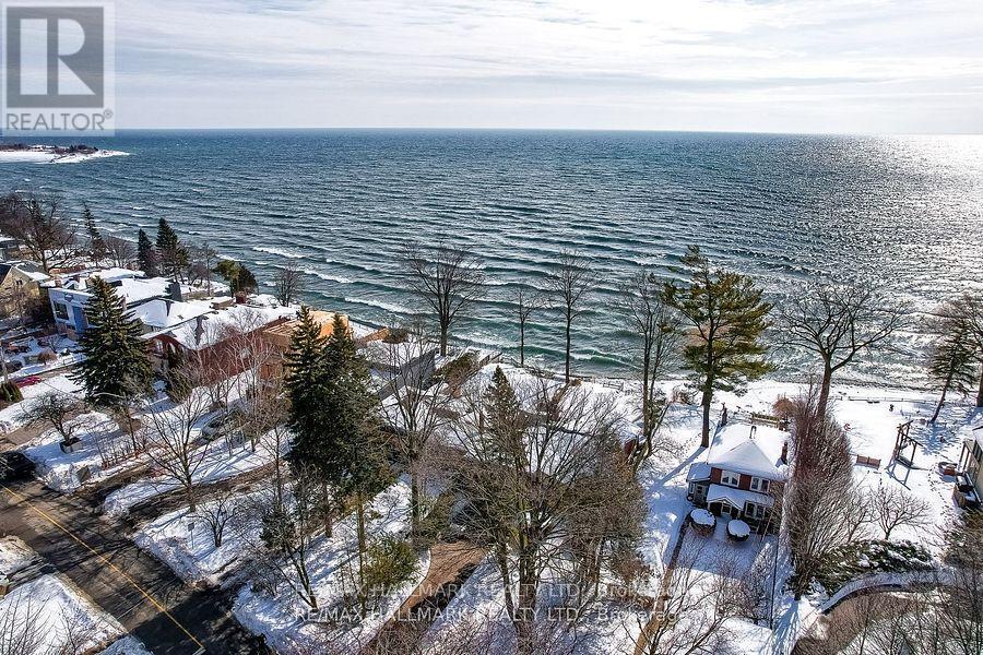 Primary Photo - 6 Thirty First St