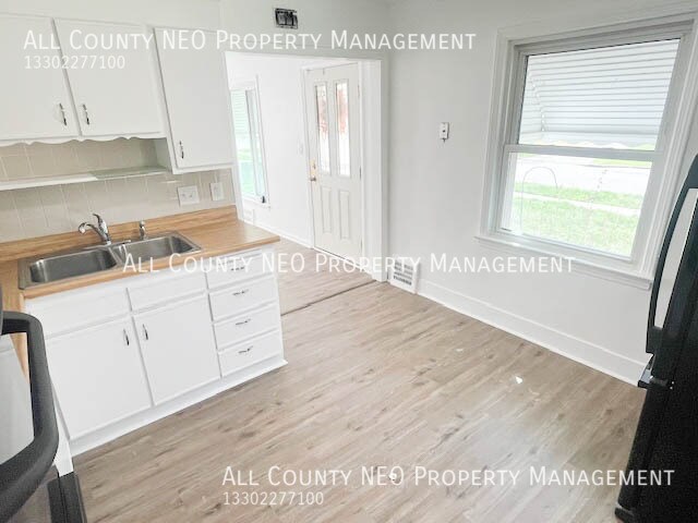 Foto del edificio - 20921 Westport Ave