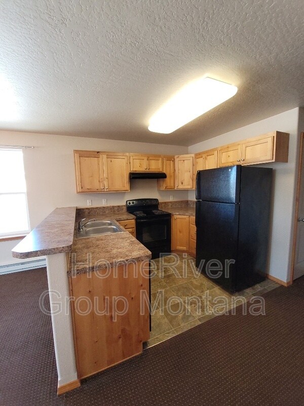 Foto principal - 200 S Garfield St