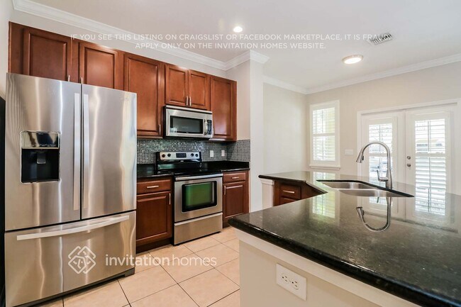 Foto del edificio - 7571 Tamarind Ave