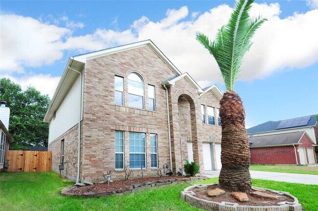 Building Photo - 2623 Whitinham Dr