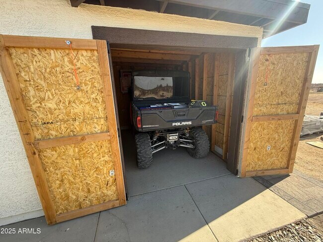 Foto del edificio - 726 S Johnson Rd