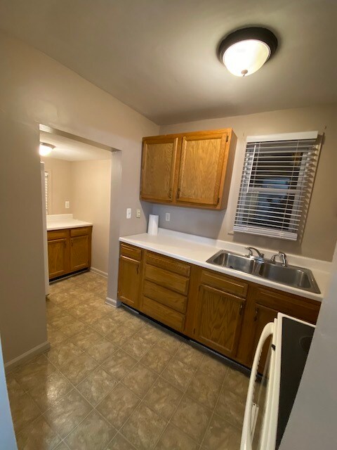 Primary Photo - 429 13th St