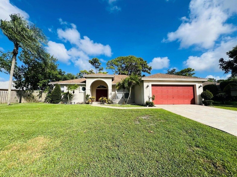 Foto principal - 945 Sunflower Ave