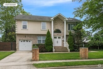 Building Photo - 1049 Owasco Rd