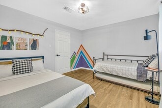 Building Photo - 13330 Trompilla Ln