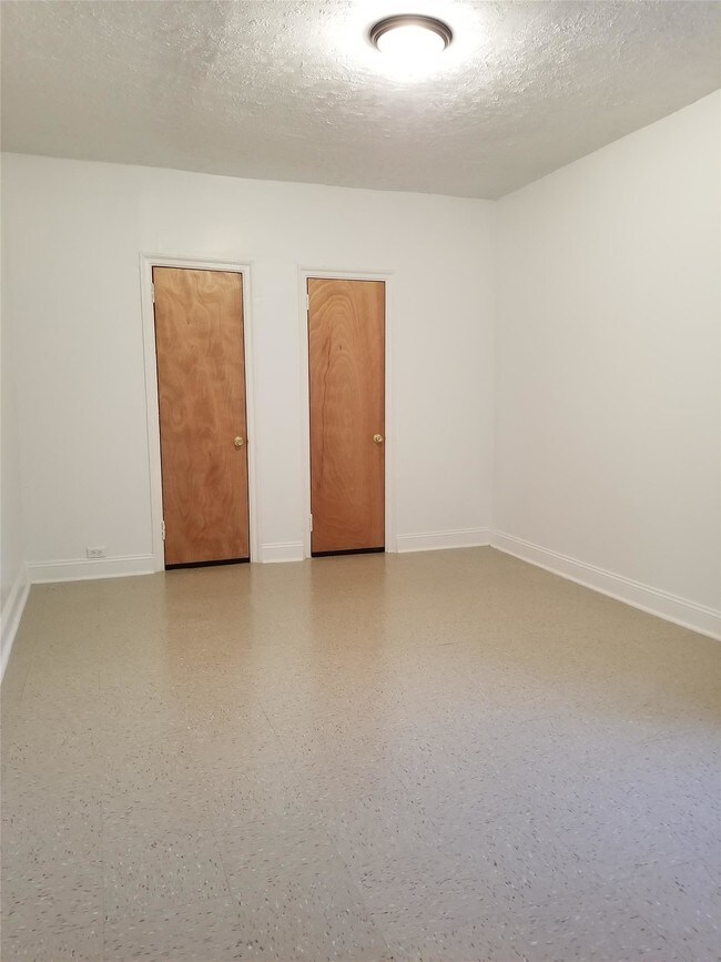 Foto del edificio - 731 Gerard Ave