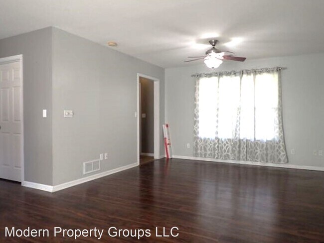 Foto del edificio - 3 br, 2 bath House - 512 Turner Ave