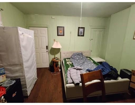 Foto del edificio - 300 Langley Rd