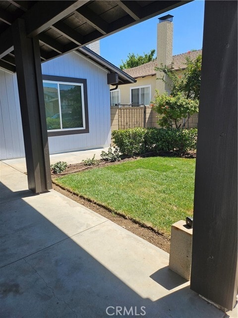 Building Photo - 2136 Elderway Dr