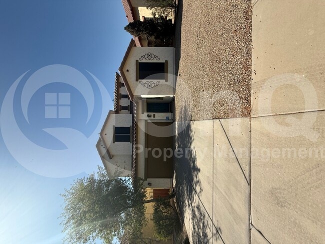 Building Photo - 36181 W Olivo St