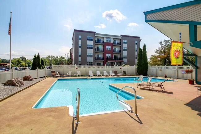 Foto del edificio - 10 Kellogg Rd