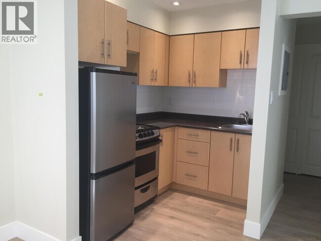 Photo du bâtiment - 8635 Fremlin St