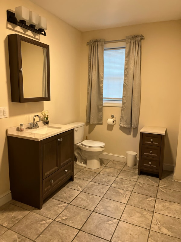 Building Photo - 16 Ferncliff Ave