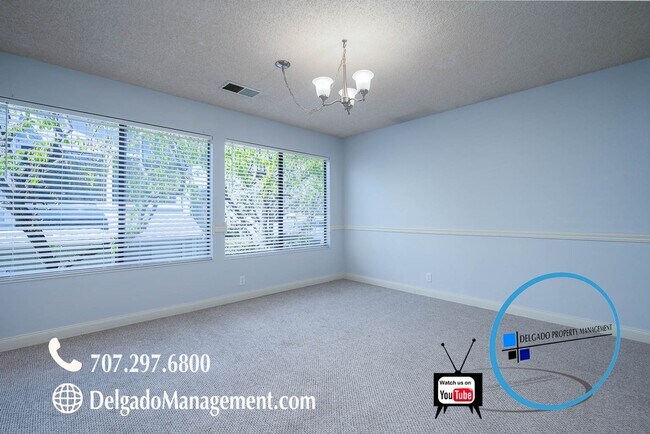 Foto del edificio - Benicia three bedroom, two and half baths ...