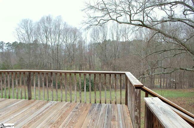 Building Photo - 506 Motor Boat Club Rd