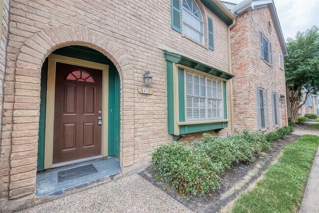 Foto del edificio - 11002 Hammerly Blvd