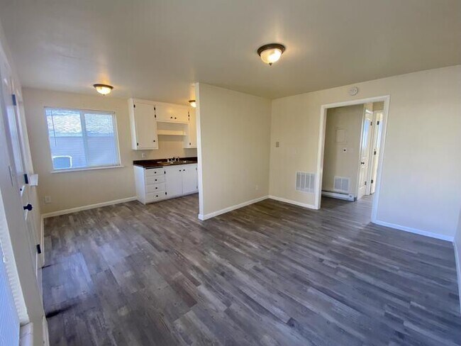 Building Photo - Downtown 1bd for Rent