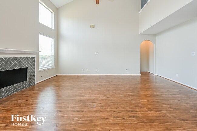 Building Photo - 17811 Placid Oak Ct
