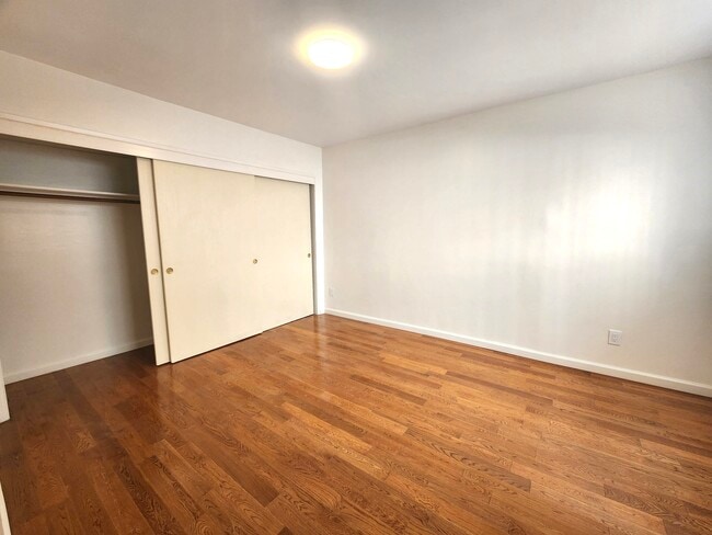 Building Photo - 1839-1841 Colby Ave