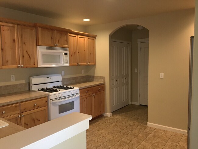 Foto del edificio - 3 Bedroom / 2.5 Bathroom Home in Fieldston...