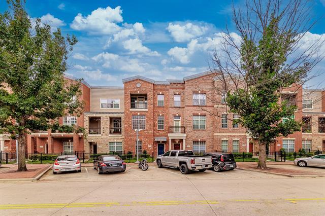 Building Photo - 15819 Spectrum Dr