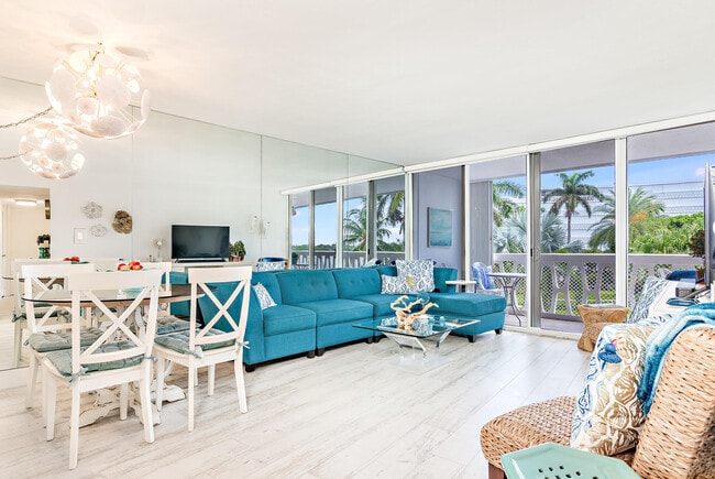 Foto del edificio - 2505 S Ocean Blvd
