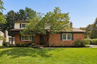 Building Photo - 1701 Moreland Dr