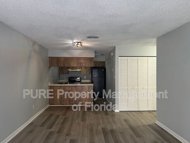 Building Photo - 2985 SE 55 Ave