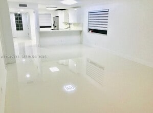 Building Photo - 16531 Blatt Blvd