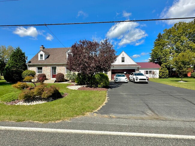 Building Photo - 2353 Seipstown Rd