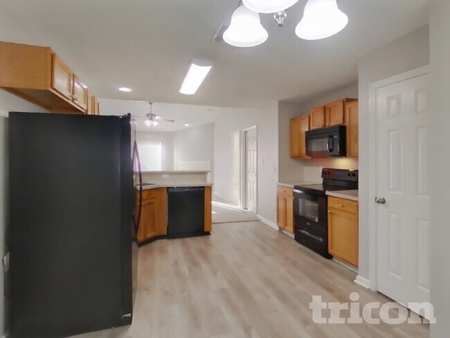 Foto del edificio - 3784 Lauren Crest Ct